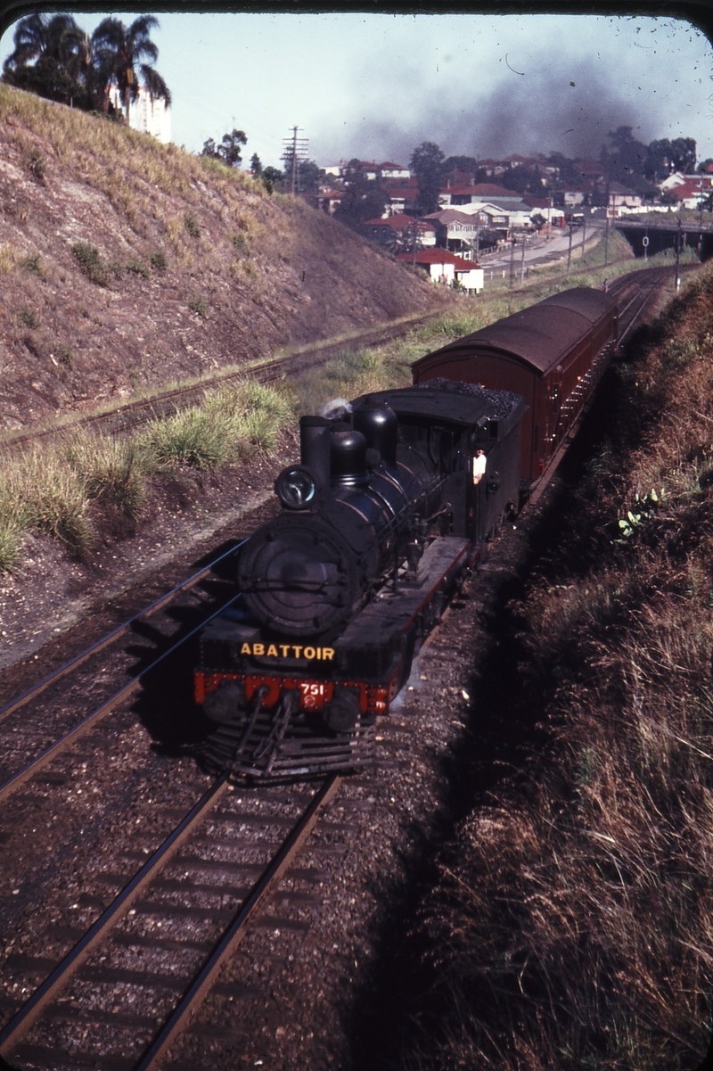 108550: Gloucester Street - Park Road Up Workers Train to Abbattoirs Pb15 751