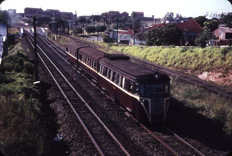 108551: Gloucester Street - Park Road Down Rail Motors