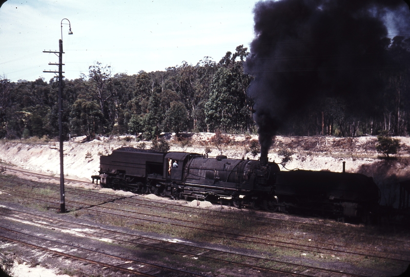 108582: Awaba Down Coal Empty to Newstan Colliery 6030