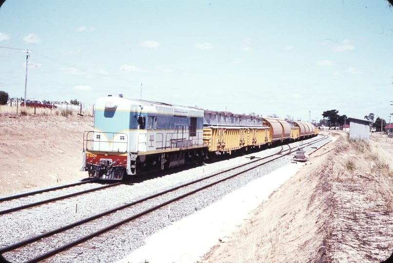 108647: Spearwood Junction Up Grain K 201