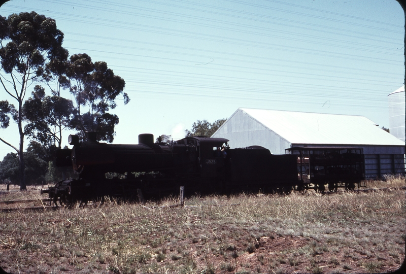 108694: Goornong Up Goods J 525 Photo Wendy Langford