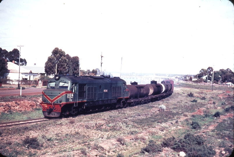 108836: Kalgoorlie down side Down Goods to Boulder Xb 1024