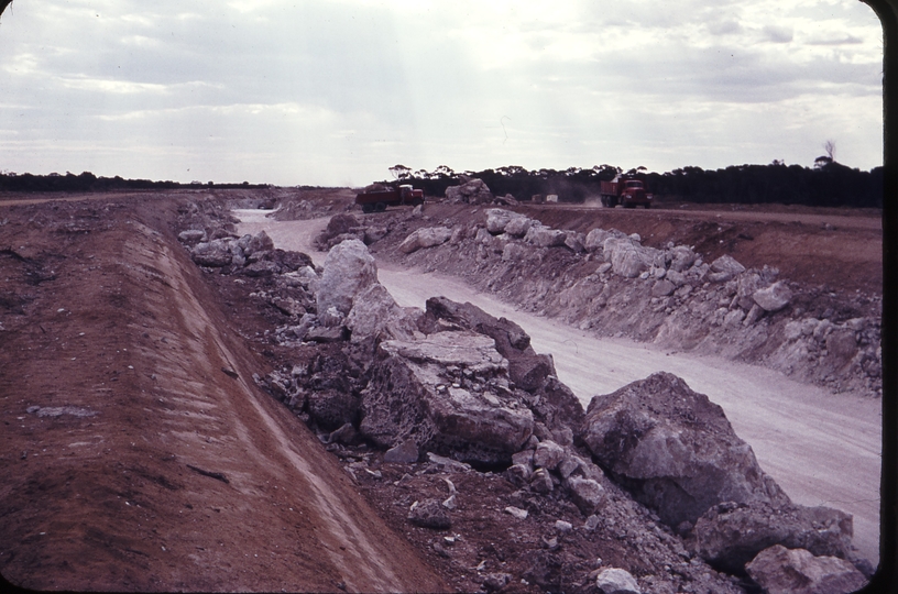 108917: Contract C10 65M 44Ch Wallaroo Looking West