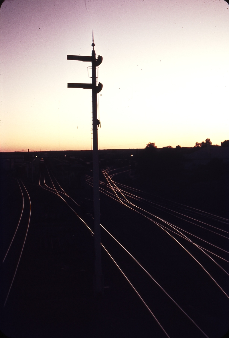 108924: Kalgoorlie Looking West from Maritana Street Bridge