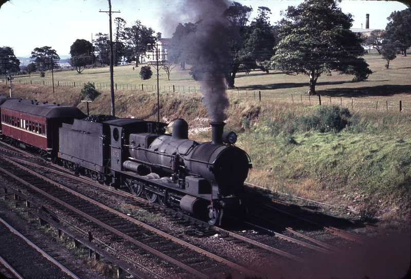 109025: East Maitland Up Suburban 5278 Photo Wendy Langford