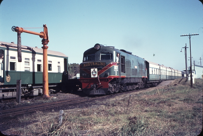 109195: Pinjarra ARHS Cars on Down Goods and Up Australind X 1017