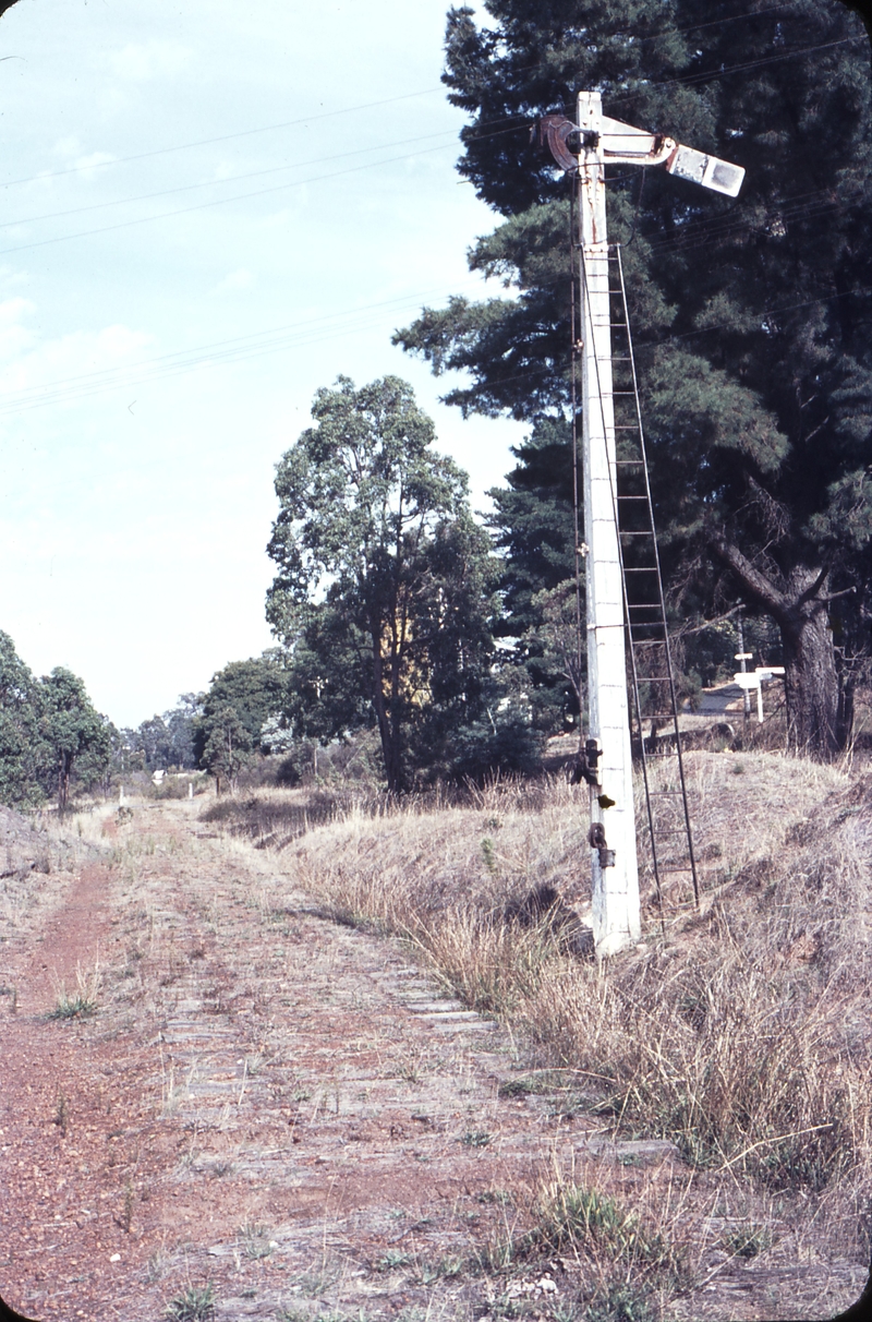 109254: Glen Forrest Down Home Signal Looking towards Perth