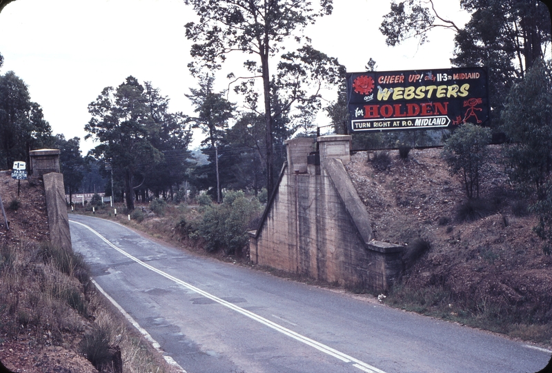 109256: Sawyers Valley down side Bridge over Great Eastern Highway