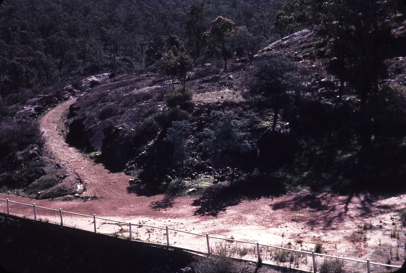 109271: Mundaring Weir Zig Zag