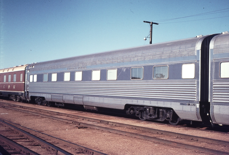 109485: Parkeston ROA Sleeper in VIP Car Set