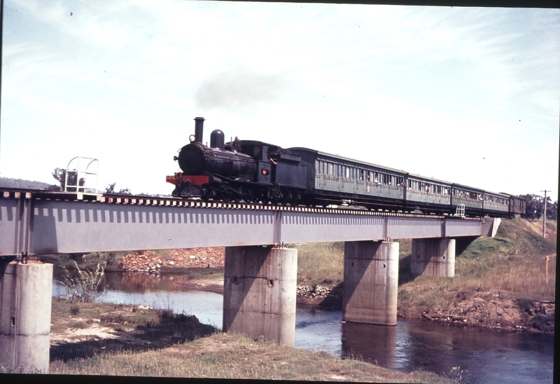 109696: Burekup Bridge Up Bunbury Tourist Bureau Special G 233