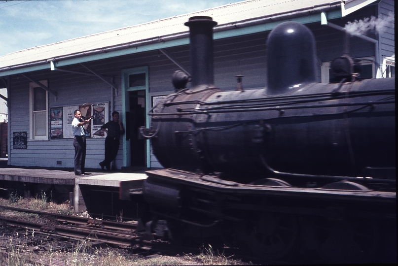 109800: Picton Junction Up Bunbury Tourist Bureau Special G 233