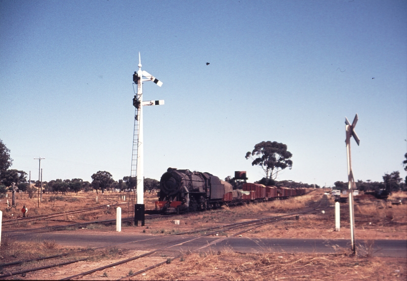 109884: Brookton Up Goods V 1220