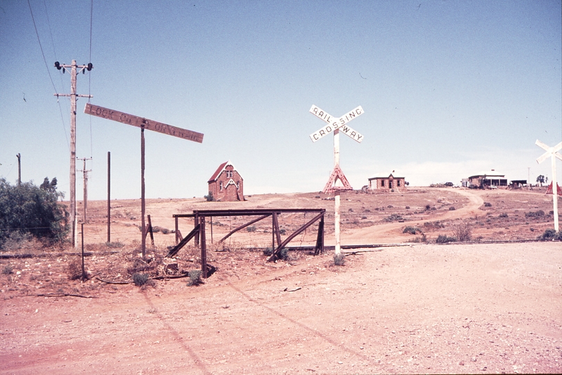 110069: Silverton Level Crossing at SA end