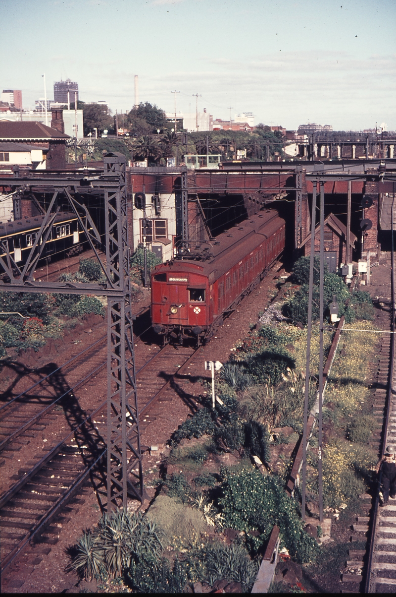 110115: Down Tait Suburban to Broadmeadows