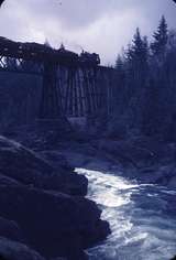 110186: Bridge near Cassidy BC Southbound Log Train MacMillan Bloedel 1055