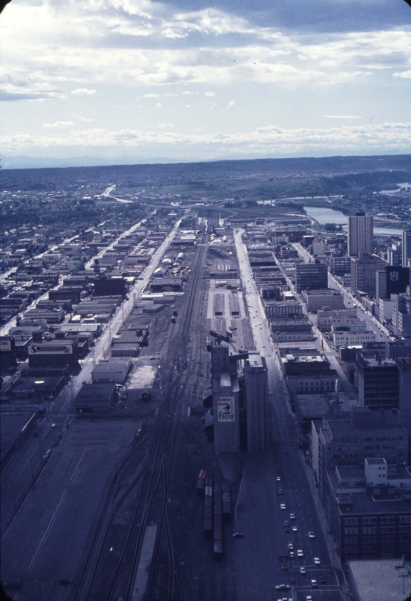 110235: Calgary AB Viewed looking West from Husky Tower No 2 Canadian in distance