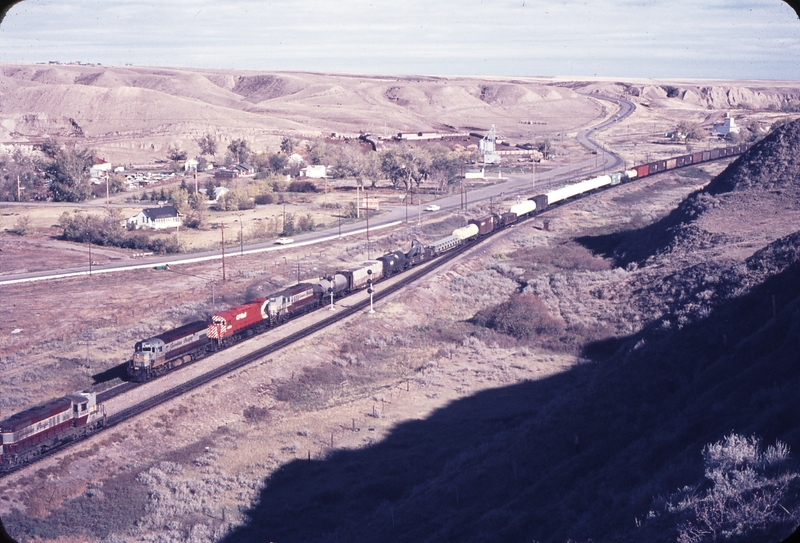 110286: Medicine Hat AB Mile 145.9 Maple Creek Sub. 8654 leading Eastbound Freight and Westbound Freight 4249 4203 8685