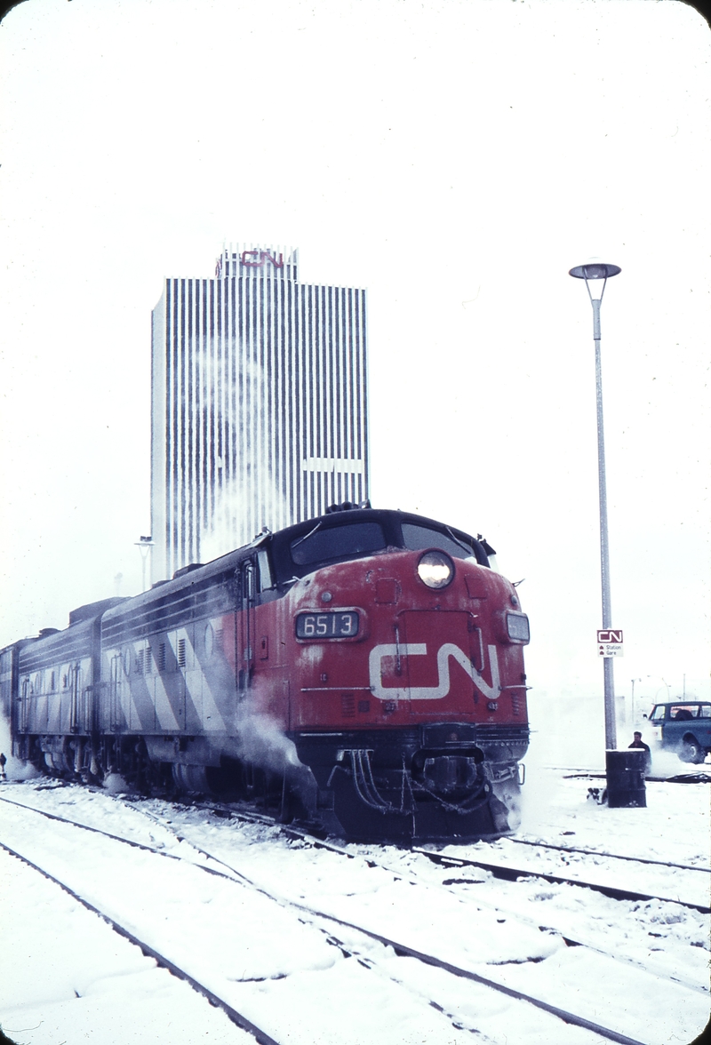 110349: Edmonton AB No 5 Panorama 6513 6607