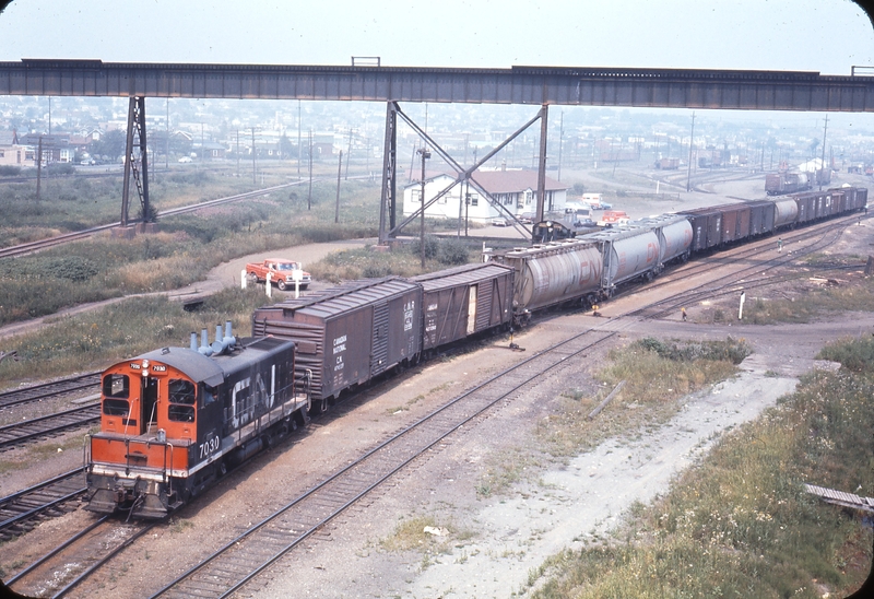 110542: Thunder Bay North ON CN Switcher 7030