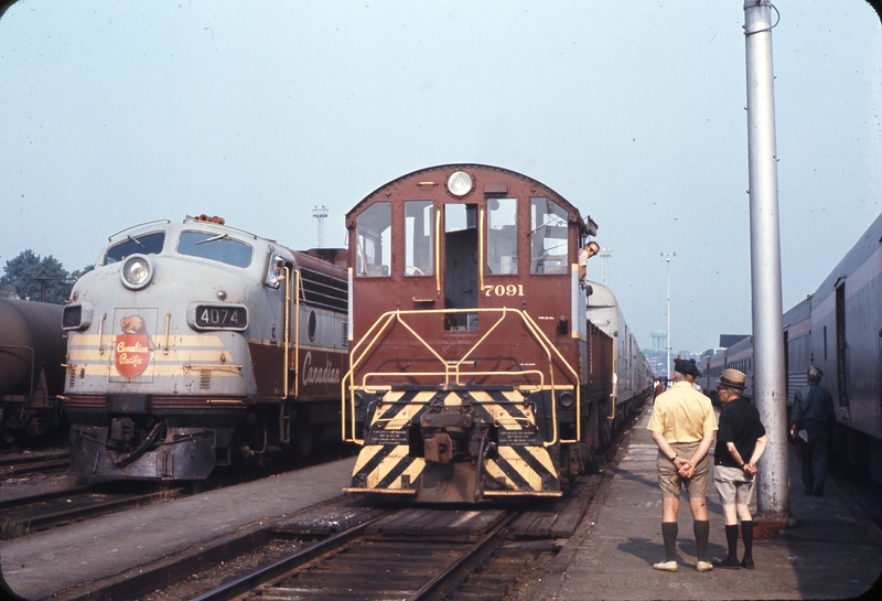 110552: Sudbury ON 4074 and Switcher 7091