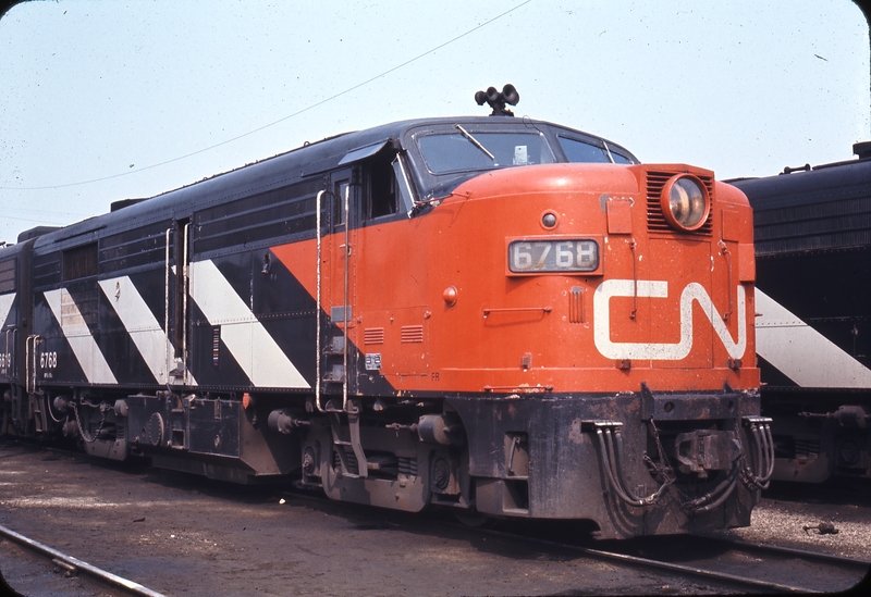 110579: CN Spadina Depot ON 6768