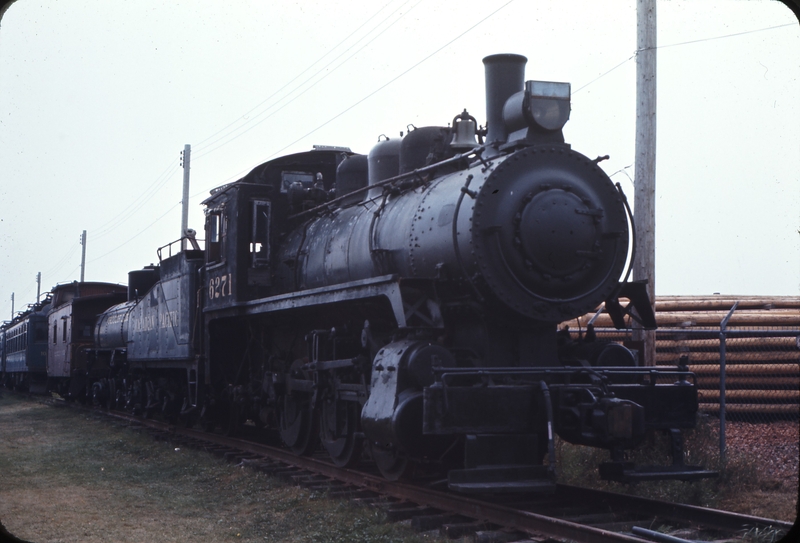 110611: Delson QC Canadian Railway Museum CP 6271