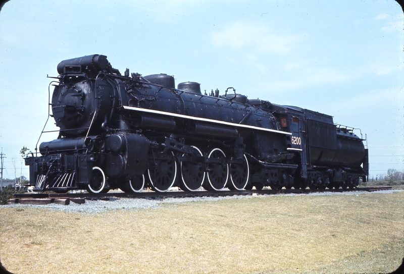 110658: Ottawa ON National Museum CN 6200