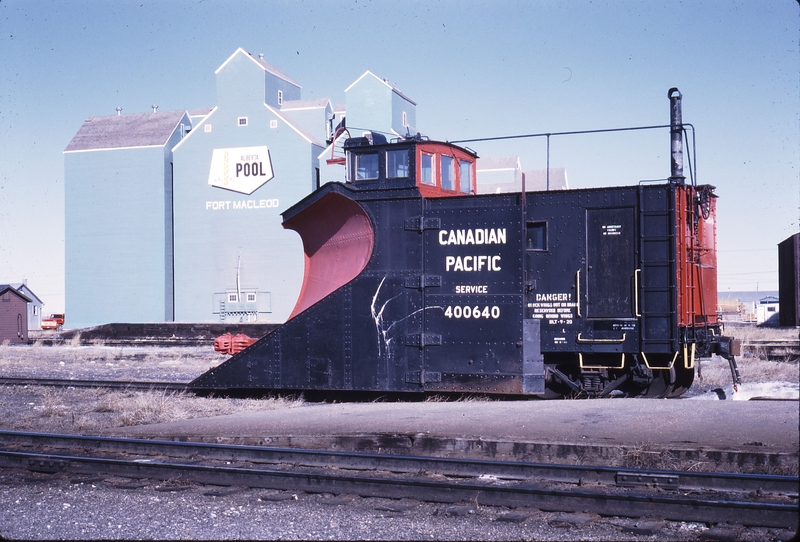 110745: Fort Macleod AB CP Snowplough 400640