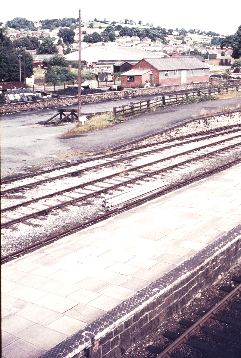 111017: BR Welshpool MGY Commencement of W&LLR at upper left