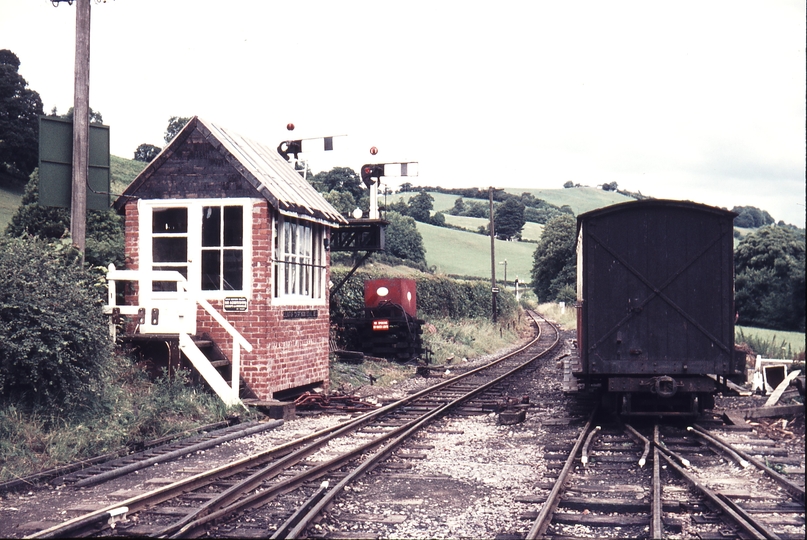 111032: W&LLR Llanfair Caereinion MGY Looking towards Welshpool