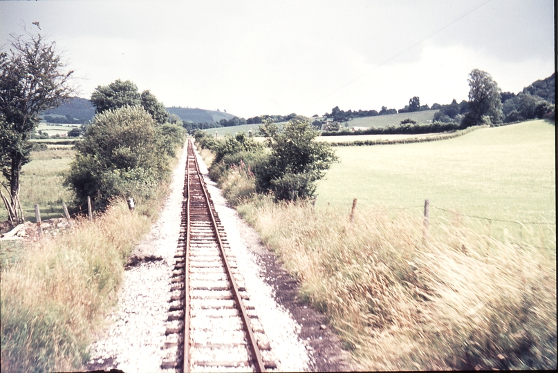 111043: W&LLR Mile 5.75 MGY Looking towards Welshpool