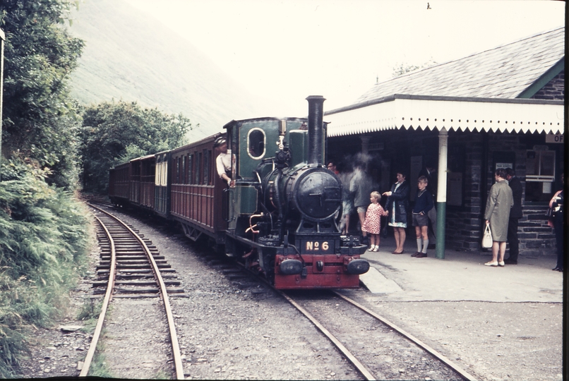 111132: Talyllyn Railway Abergynolwyn MER 1015 Up Passenger No 6 Douglas