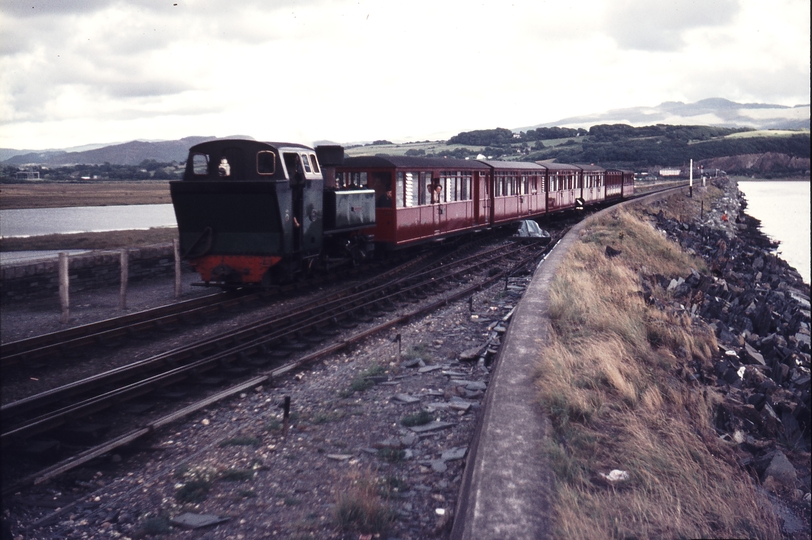 111161: Festiniog Railway Portmadoc CAE Down Passenger Mountaineer