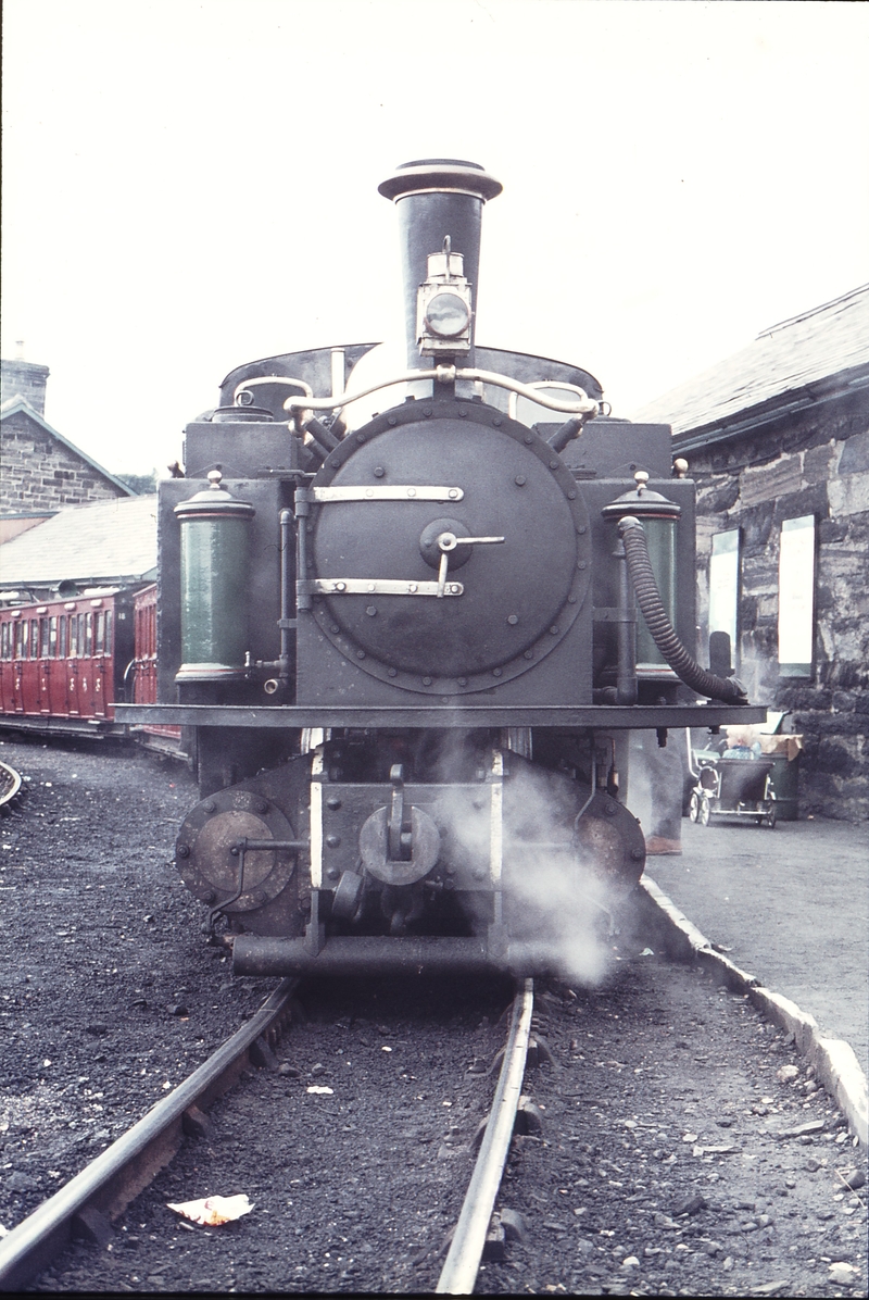 111224: Festiniog Railway Portmadoc CAE 1115 Up Passenger No 10 Merddin Emrys