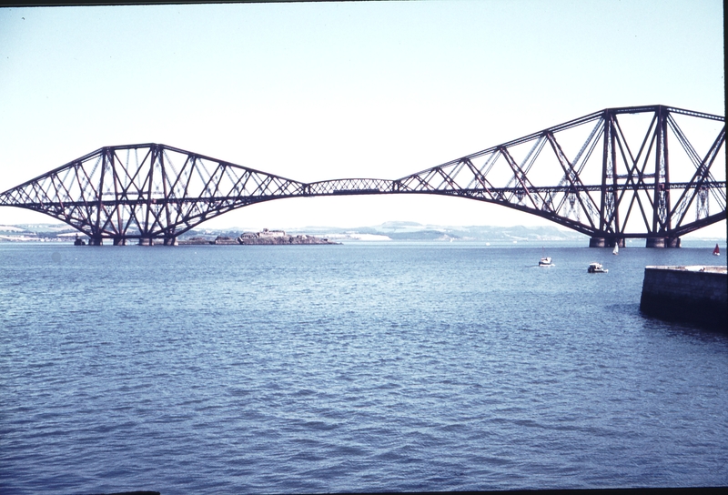 111322: BR Forth Bridge FIF MLN Northbound DMU