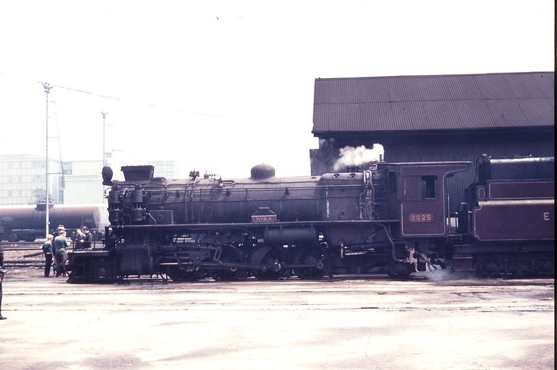 111401: Nairobi Kenya Locomotive Depot 2925 Nyika