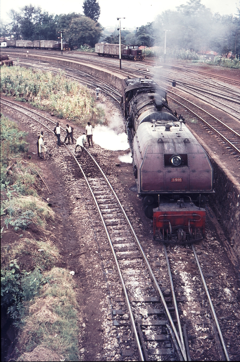 111437: Nairobi Kenya East Box 5916 Mount Rungwe On Locomotive Depot Triangle