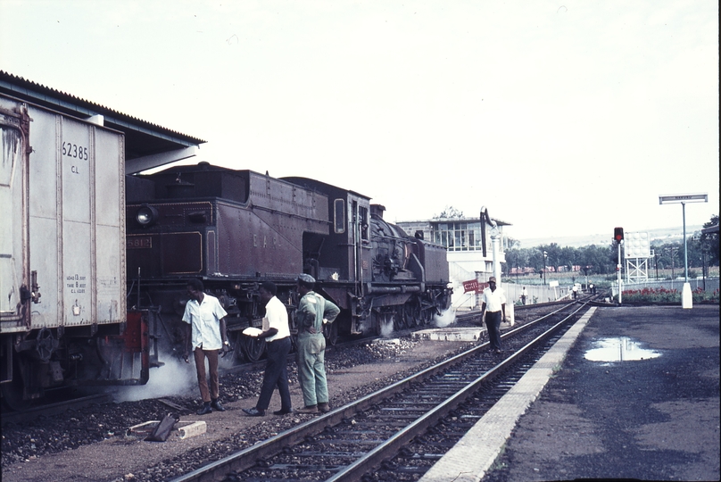 111546: Nakuru Kenya 0920 Mixed to Kisumu 5812