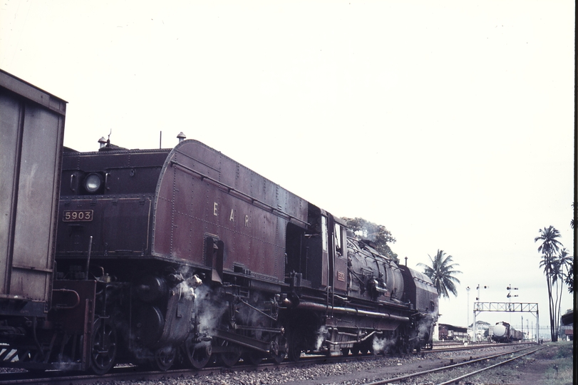 111570: Mombasa Kenya Westbound Goods 5903 Mount Meru