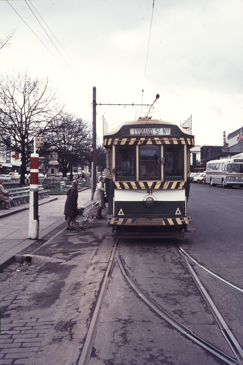 111663: Sturt Street at Lydiard Street No 41 to Lydiard Street North