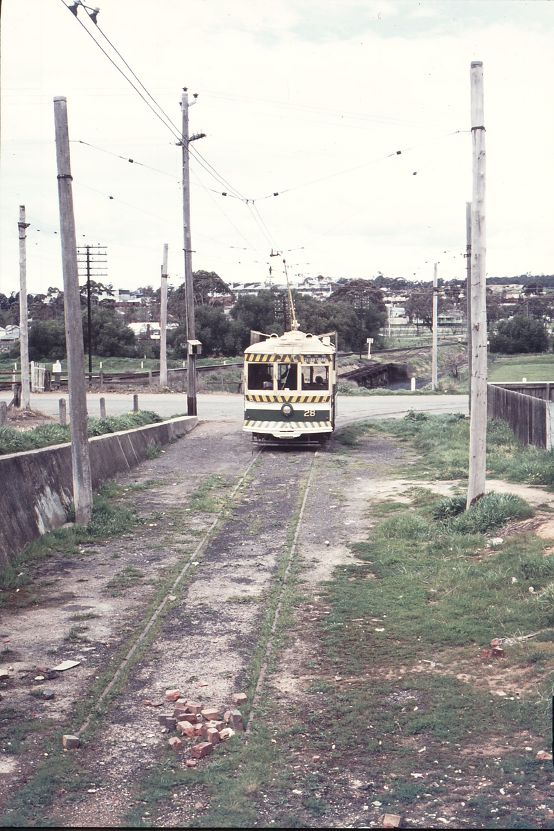 111703: North Bendigo Terminus No 28 to Golden Square