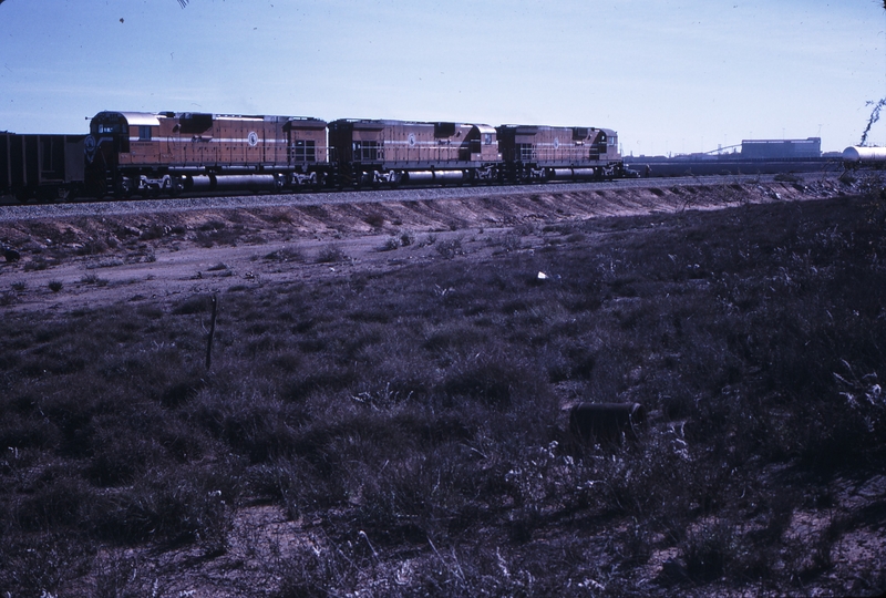 112022: Mount Newman Railway Mile 2 Loaded Ore Train 5467 5453 5465