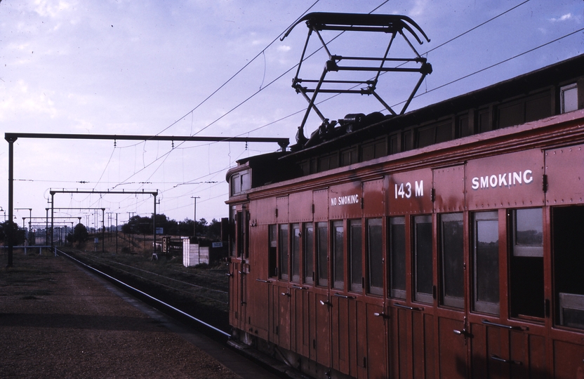 112204: Narre Warren Up AREA Special 2-car Swing Door 143 M leading