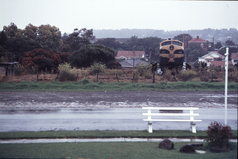 112252: Mornington S 306 on turntable