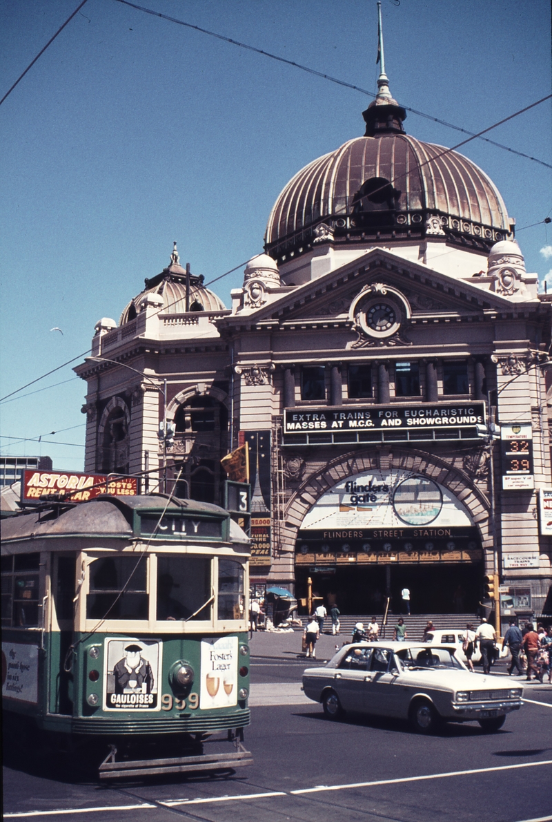 112287: Swanston Street at Flinders Street Up in Swanston Street SW6 959