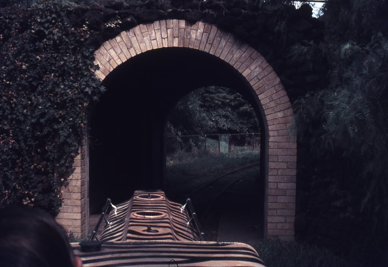 112289: Melbourne Zoo Miniature Railway