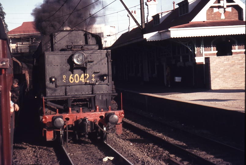 112352: Canterbury 6042 running round RTM Special