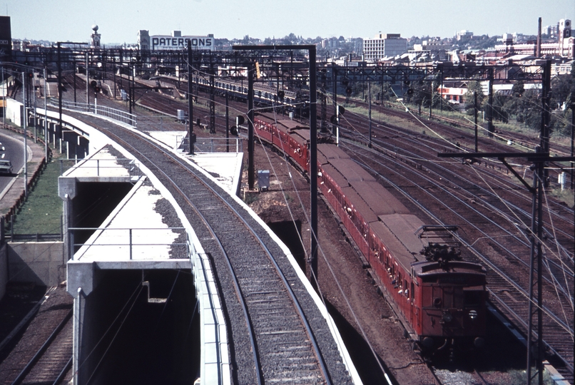 112368: Richmond MCG Footbridge Up ARE Special 7-car Swing Door