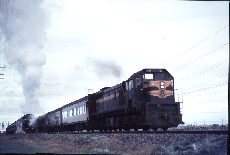 112411: Tullamarine Loop Down Steam Festival Special 3801 and Down Intercapital daylight X 31